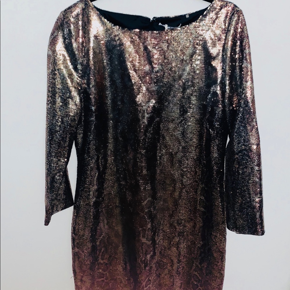 NWT 🔥🎉 T Tahari Cocktail Party Sequin Dress ✨✨💛